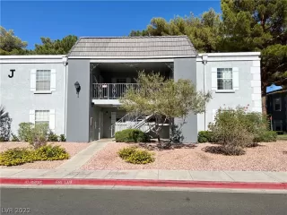 Photo #1: 2414501 Listing 