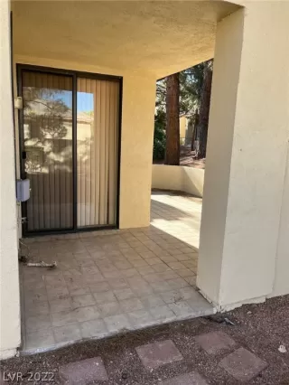 Photo #3: 2414502 Listing 