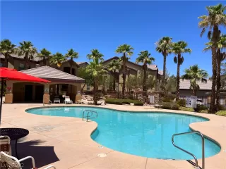 Photo #1: 2414513 Listing 