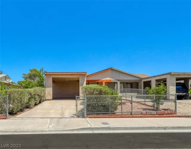 MLS: 2414566 Condo For Sale