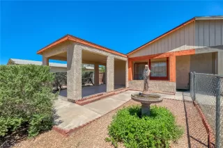 Photo #1: 2414566 Listing