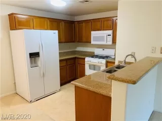 Photo #4: 2414630 Listing 