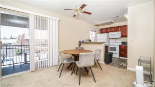 Photo #5: 2414671 Listing