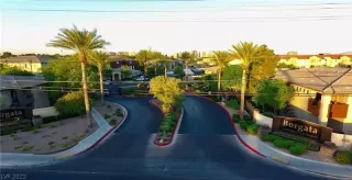 Photo #1: 2414682 Listing 