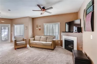 Photo #3: 2414688 Listing 