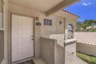 Photo #1: 2414717 Listing 