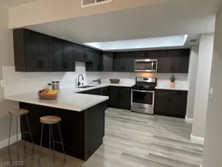 Photo #1: 2414720 Listing