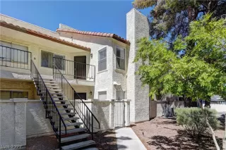 Photo #1: 2414752 Listing