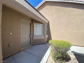 Photo #1: 2414757 Listing 