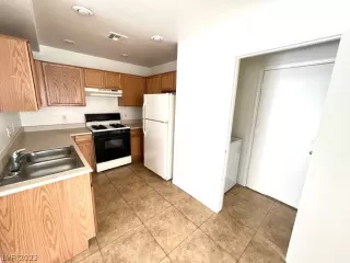 Photo #2: 2414787 Listing 