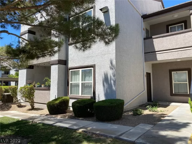 MLS: 2414838 Condo For Sale