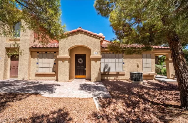 MLS: 2414850 Condo For Sale