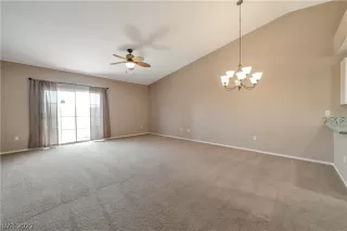 Photo #1: 2414861 Listing