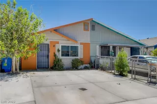 Photo #2: 2414881 Listing