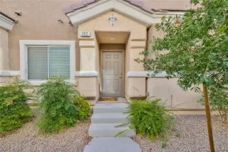 Photo #2: 2414950 Listing