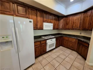 Photo #1: 2414956 Listing