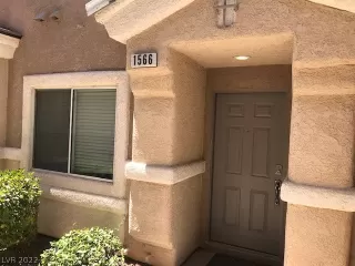 Photo #2: 2414963 Listing