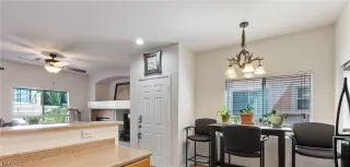 Photo #5: 2414963 Listing