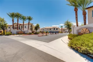 Photo #6: 2415078 Listing