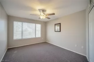 Photo #6: 2415105 Listing