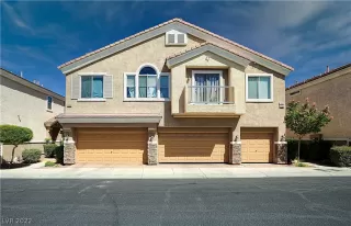 Photo #1: 2415107 Listing