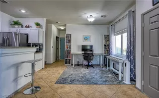 Photo #5: 2415107 Listing