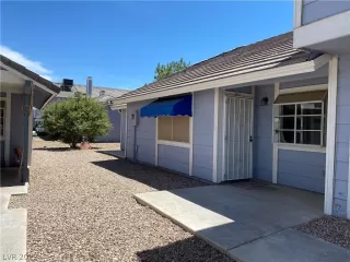 Photo #1: 2415137 Listing