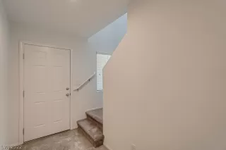 Photo #4: 2415217 Listing 