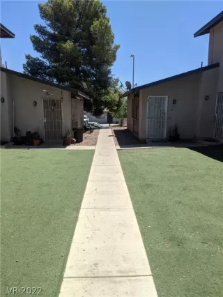 Photo #1: 2415242 Listing