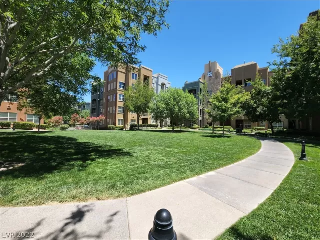 MLS: 2415246 Condo For Sale