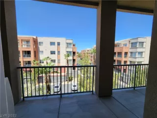 Photo #4: 2415246 Listing