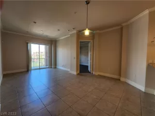 Photo #6: 2415246 Listing