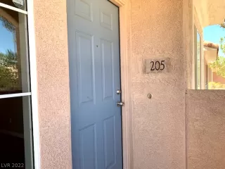 Photo #1: 2415311 Listing 