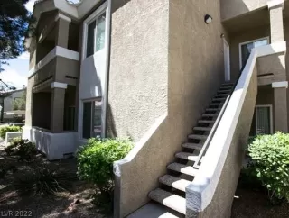 Photo #2: 2415320 Listing 