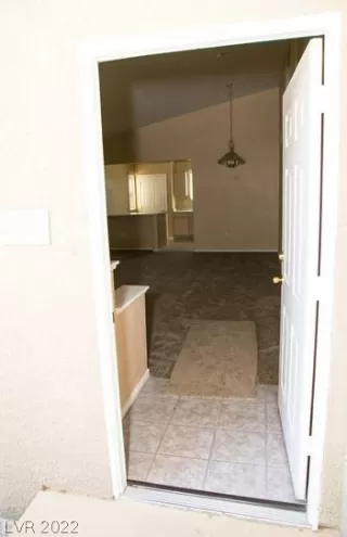 Photo #3: 2415320 Listing 