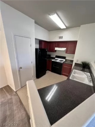 Photo #1: 2415341 Listing