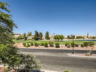 Photo #1: 2415368 Listing