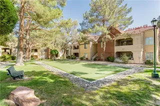 Photo #3: 2415369 Listing 