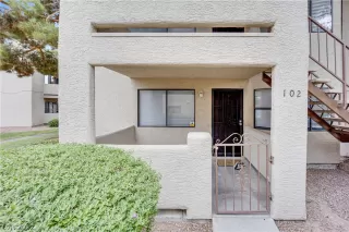 Photo #1: 2415478 Listing 