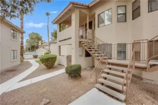 Photo #3: 2415478 Listing 