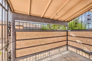 Photo #3: 2415482 Listing 