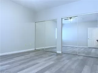 Photo #5: 2415521 Listing 