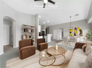 Photo #1: 2415547 Listing 