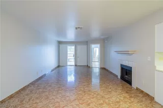 Photo #2: 2415585 Listing 