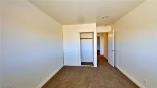 Photo #4: 2415607 Listing 