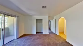 Photo #6: 2415607 Listing 