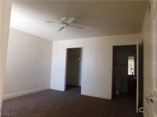 Photo #4: 2415634 Listing