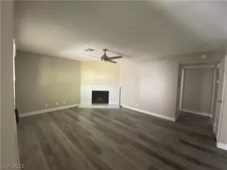 Photo #1: 2415644 Listing 