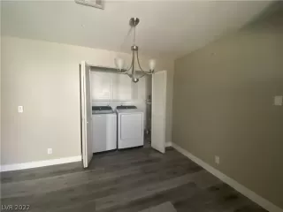 Photo #3: 2415644 Listing 