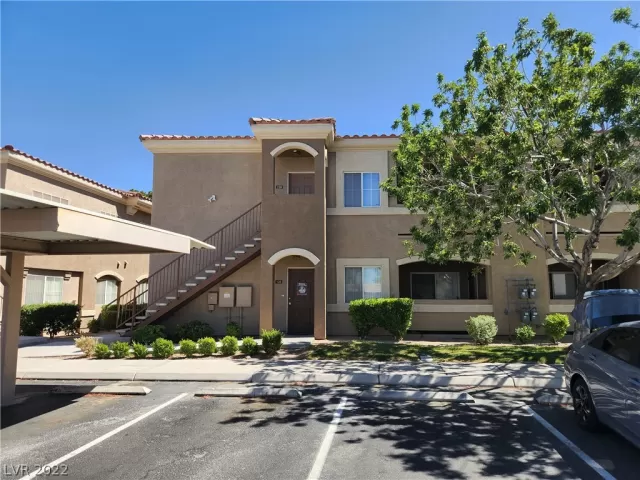 MLS: 2415680 Condo For Sale